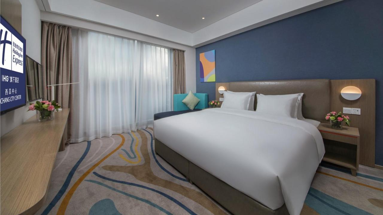 Holiday Inn Express - Xichang City Center By Ihg Exteriör bild