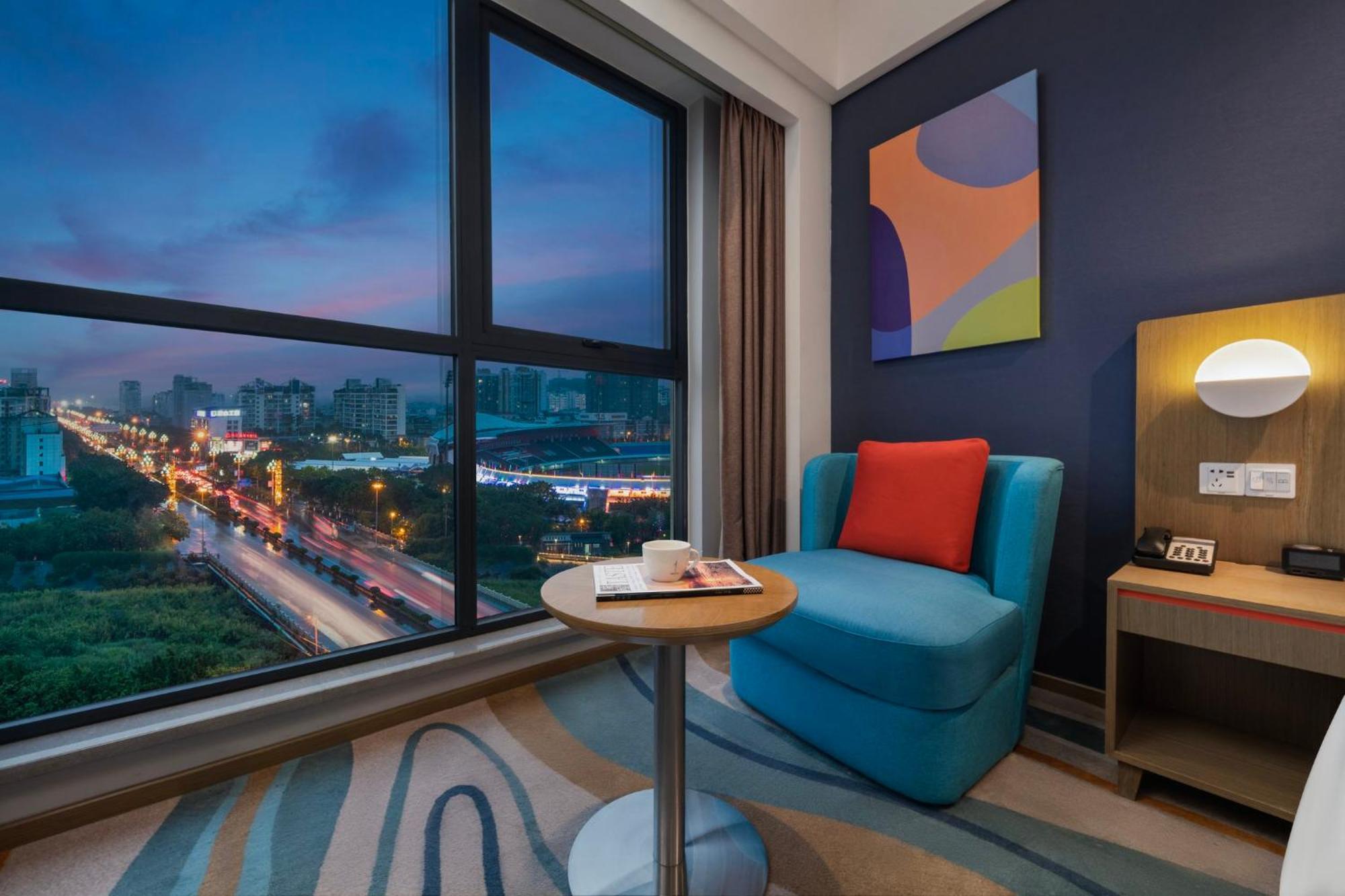 Holiday Inn Express - Xichang City Center By Ihg Exteriör bild