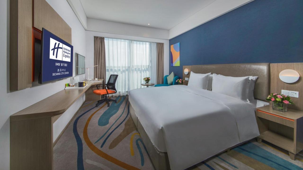 Holiday Inn Express - Xichang City Center By Ihg Exteriör bild
