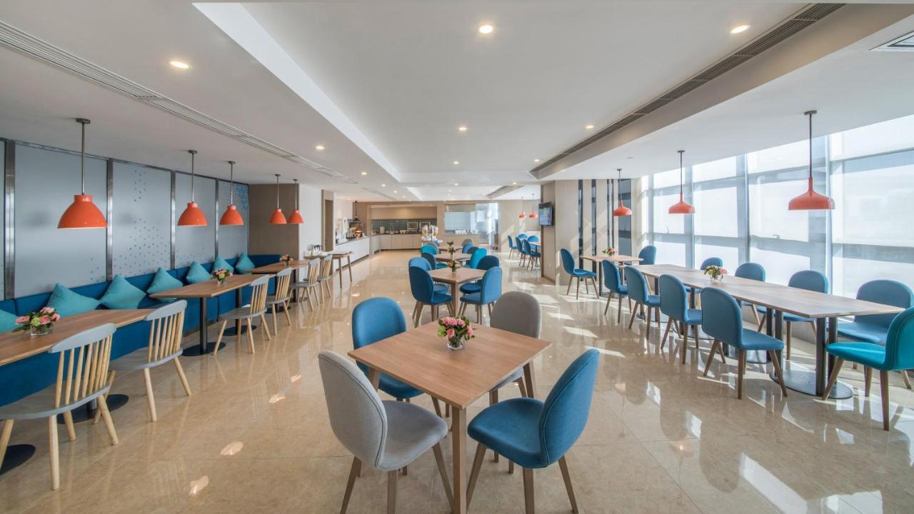 Holiday Inn Express - Xichang City Center By Ihg Exteriör bild
