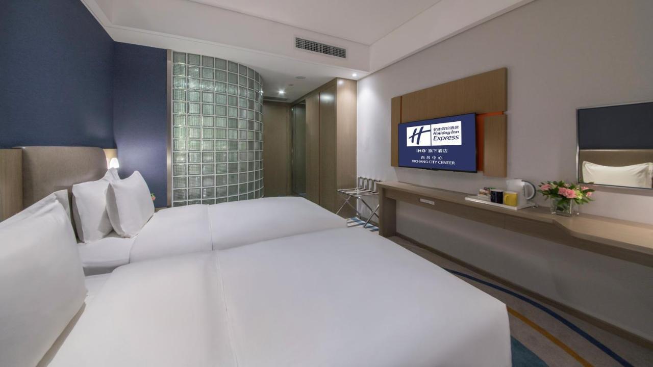 Holiday Inn Express - Xichang City Center By Ihg Exteriör bild